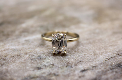 Evelyn – Cushion Cut Lab Diamond Engagement Ring