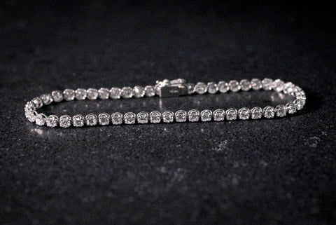 Illusion-Set Round Brilliant Cut Lab Grown Diamond Tennis Bracelet