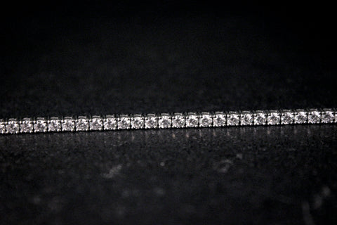 Classic Natural Diamond Tennis Bracelet
