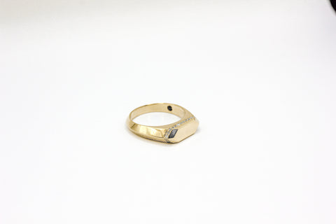 Pinnacle Signet Ring